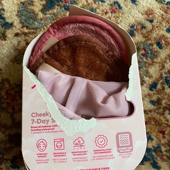 MakeUp Eraser Cheeky 7-Day Set in Pink and Brown Nordstrom new in box missing 2 - Picture 2 of 2